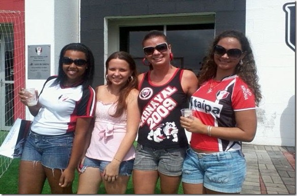 FEMININA